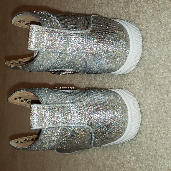 Authentic Louis Vuitton high tops - Picture 3 of 9